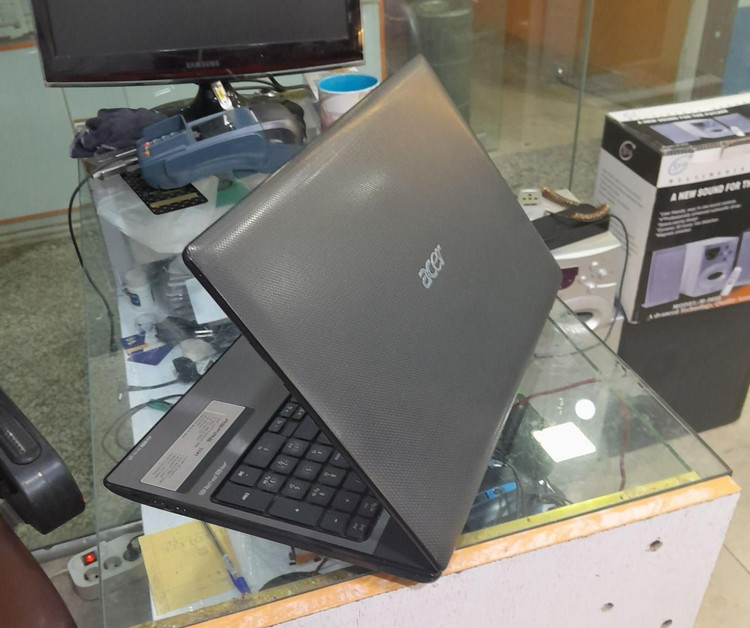 لپ تاپ ایسر core i3 استوک مدل اسپیر 5741